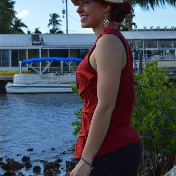 Meet your Posher, Jaclynn - Picture 8 of 8